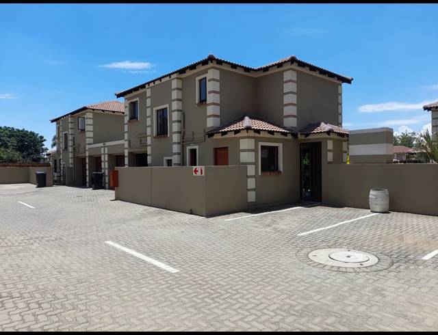 3 BEDROOM TOWNHOUSE SOLD IN MONTANA